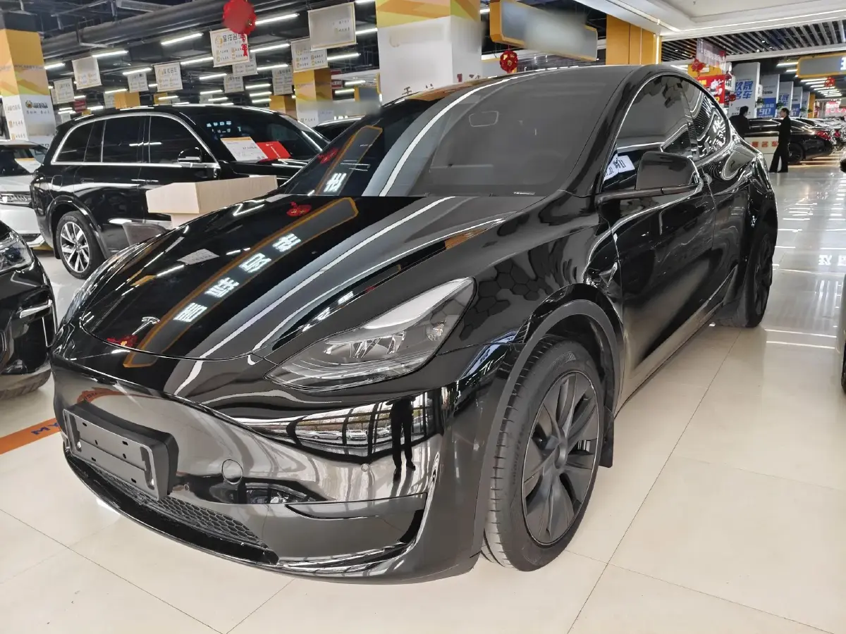 2023 Tesla Model Y BEV 60KWH