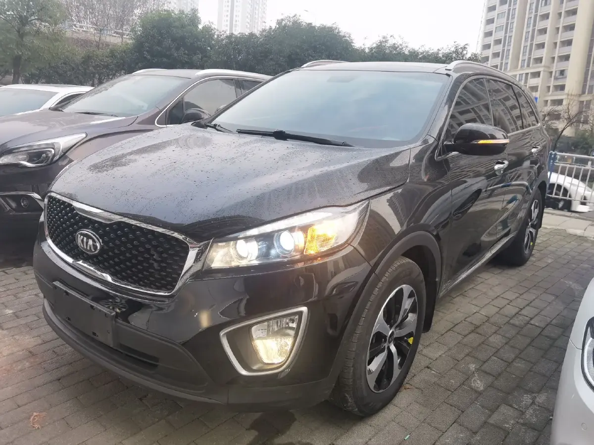 2016 Kia Sorento 2.2T 200HP L4 6AT