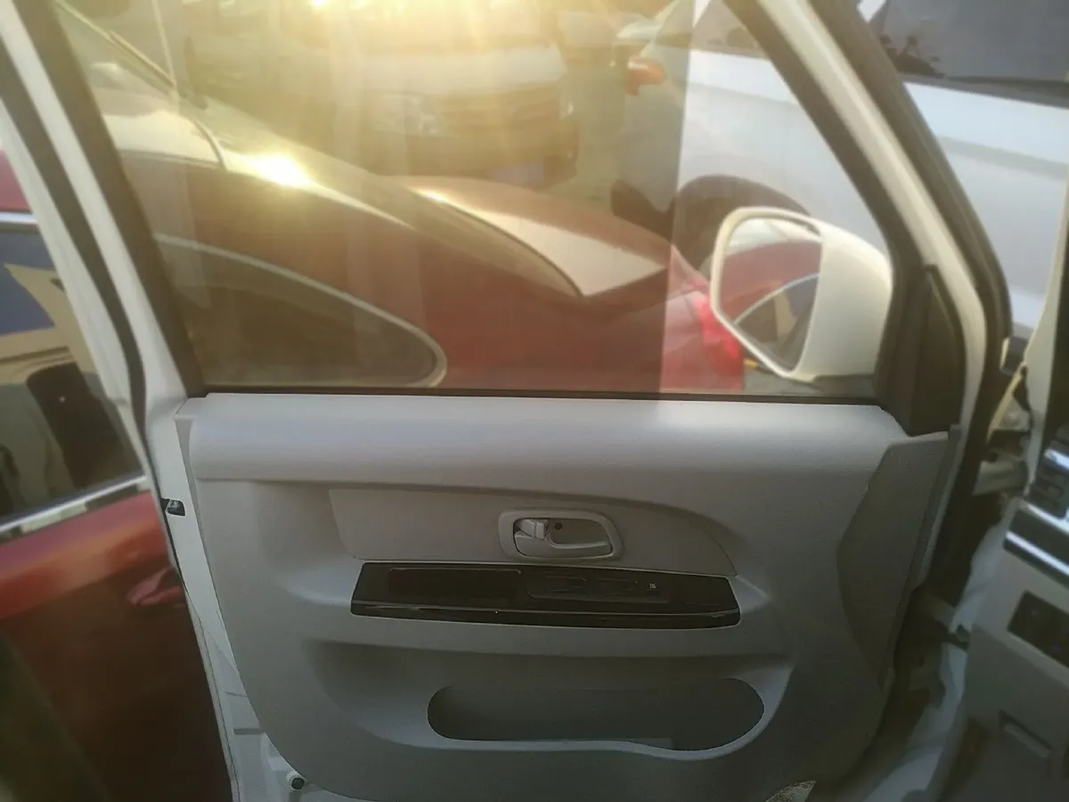 2021 JinBei New Sea Lion X30L 1.5L 102HP L4 5MT,autocango,china used car exporter,china ev exporter,chinese used car exporter,chinese used ev exporter