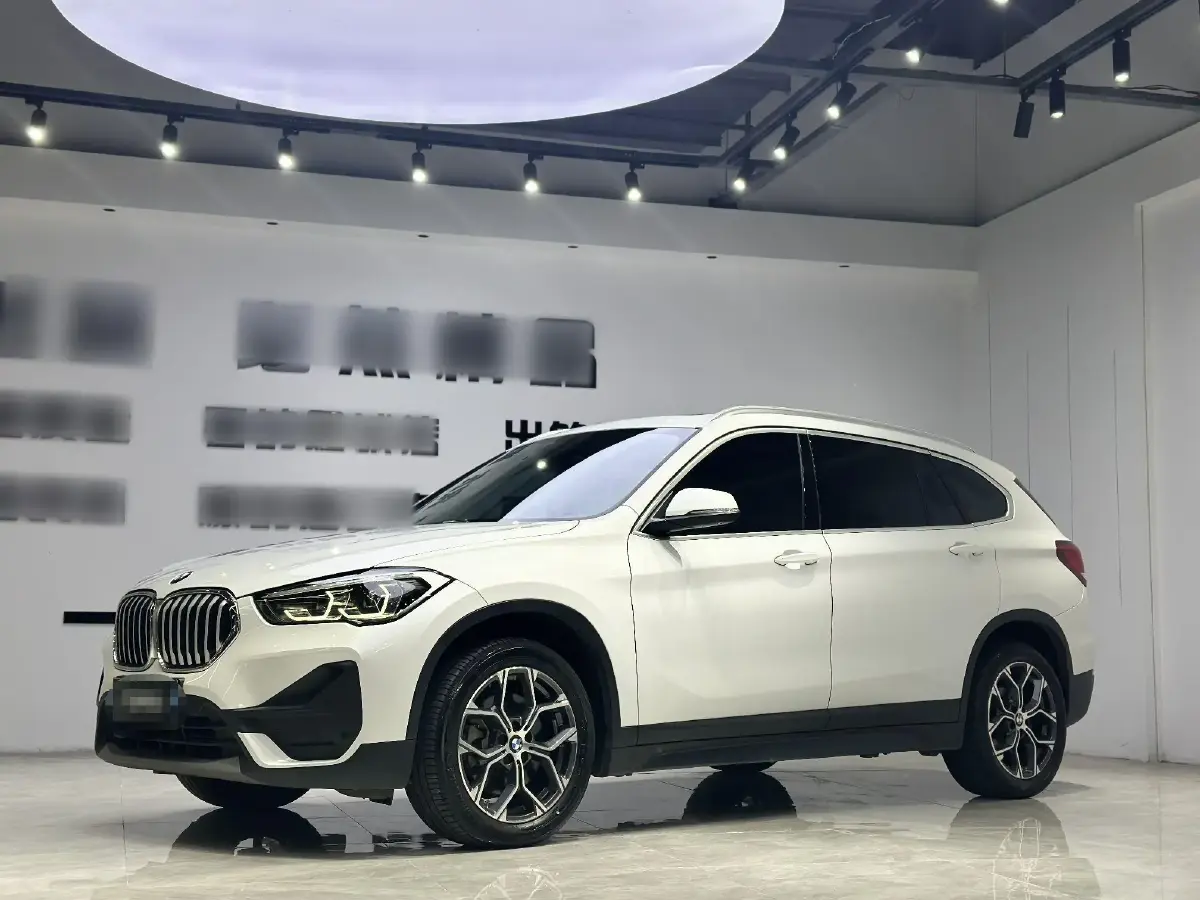 2021 BMW X1 2.0T 192HP L4 7DCT