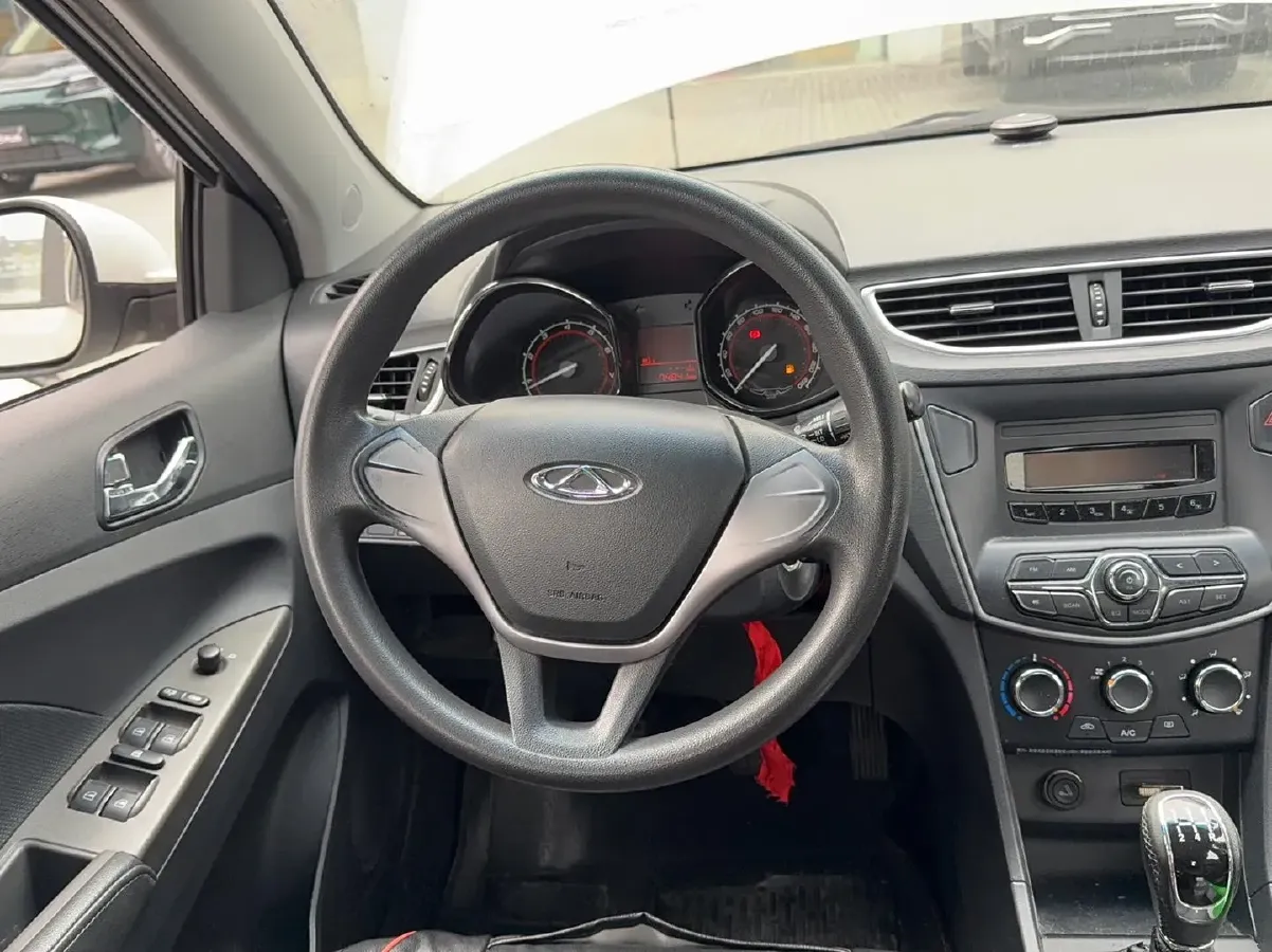 2015 Chery Arrizo 3 1.5L 109HP L4 5MT,autocango,china used car exporter,china ev exporter,chinese used car exporter,chinese used ev exporter