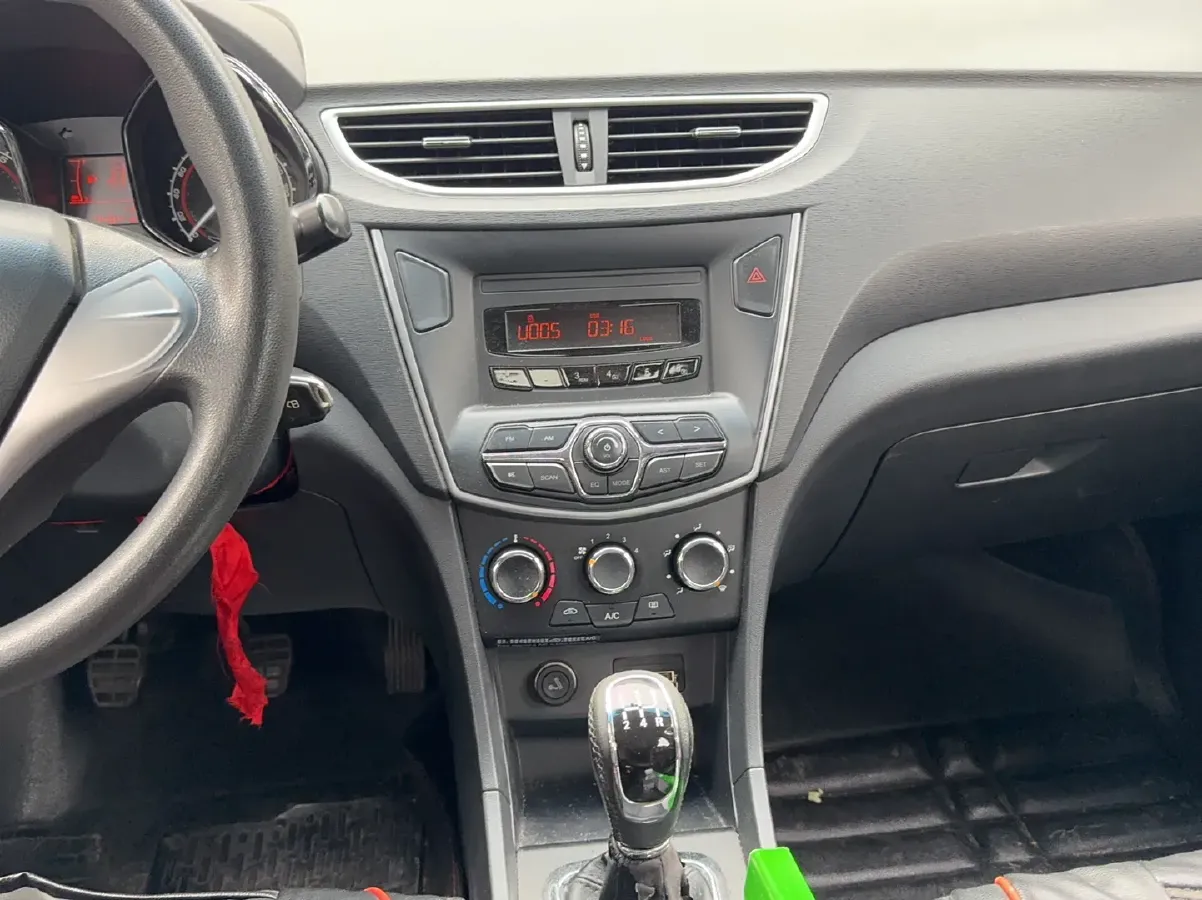 2015 Chery Arrizo 3 1.5L 109HP L4 5MT,autocango,china used car exporter,china ev exporter,chinese used car exporter,chinese used ev exporter