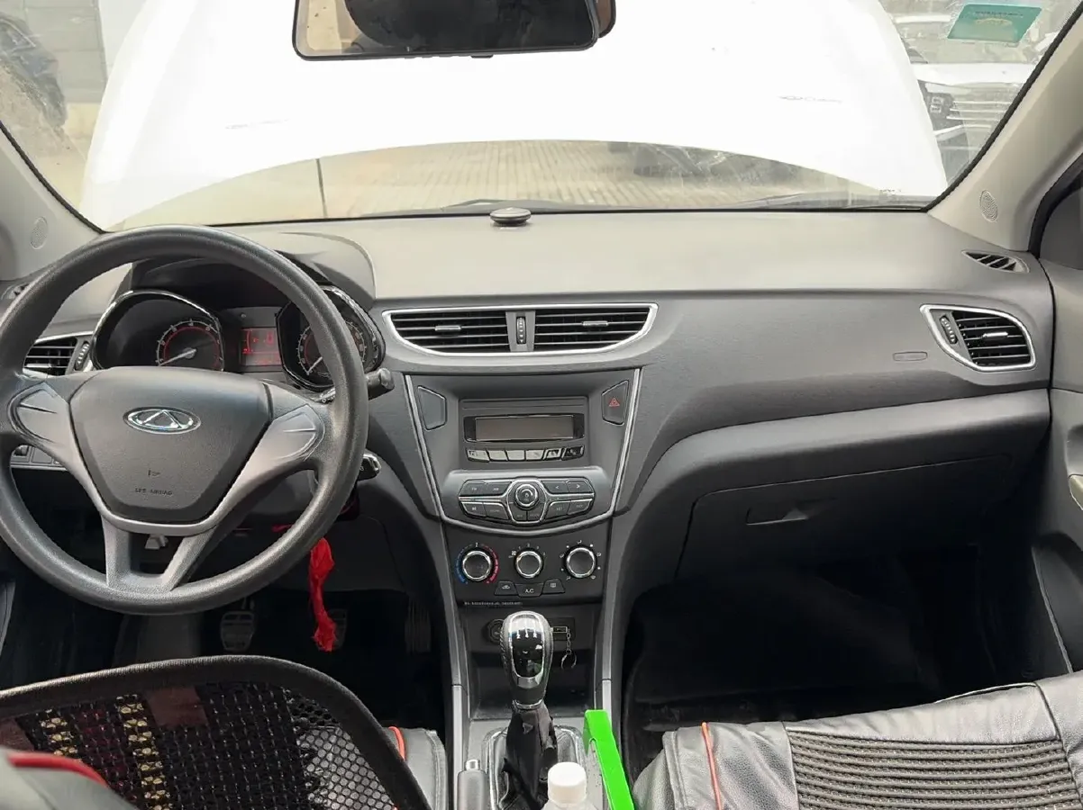 2015 Chery Arrizo 3 1.5L 109HP L4 5MT,autocango,china used car exporter,china ev exporter,chinese used car exporter,chinese used ev exporter