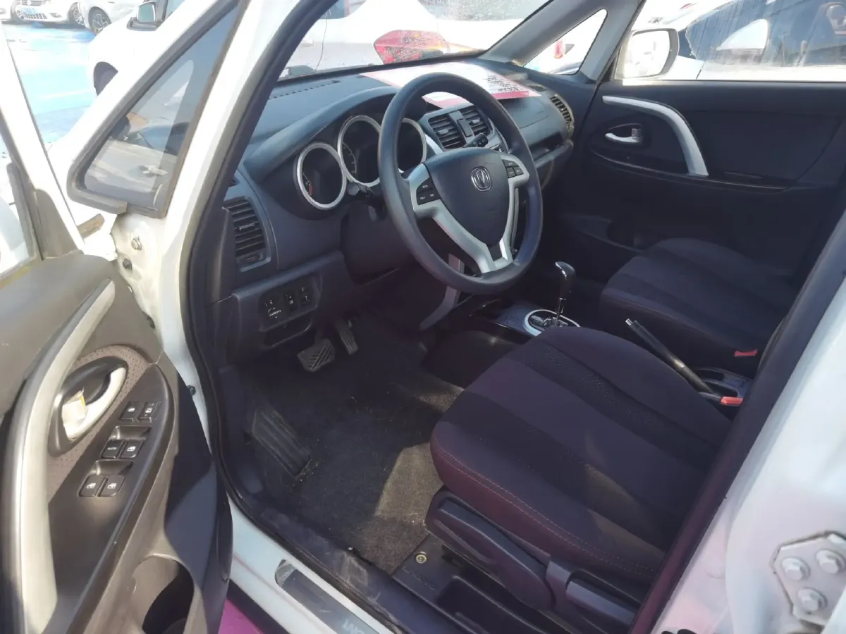 2014 ChangAn CX20 1.4L 101HP L4 5AMT,autocango,china used car exporter,china ev exporter,chinese used car exporter,chinese used ev exporter