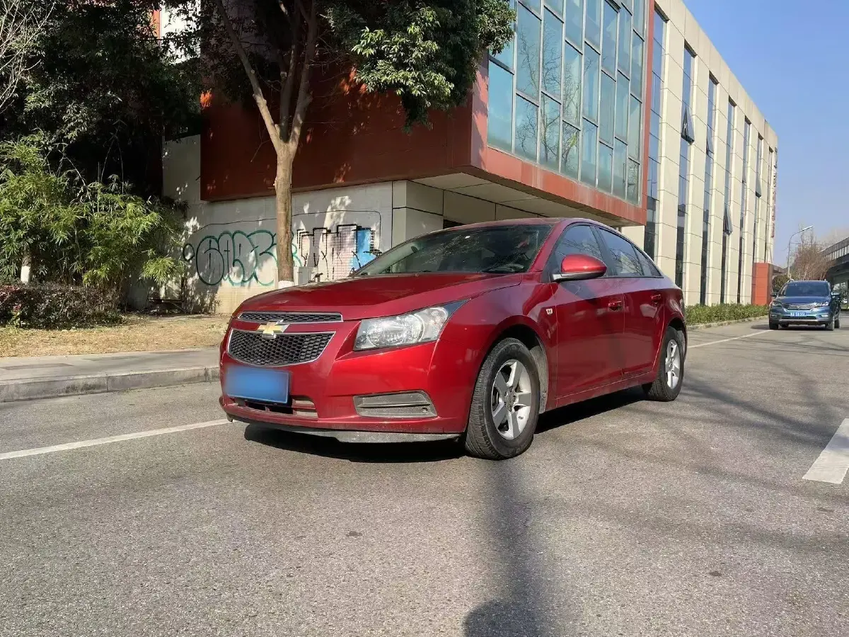 2013 Chevrolet Cruze 1.6L 121HP L4 5MT