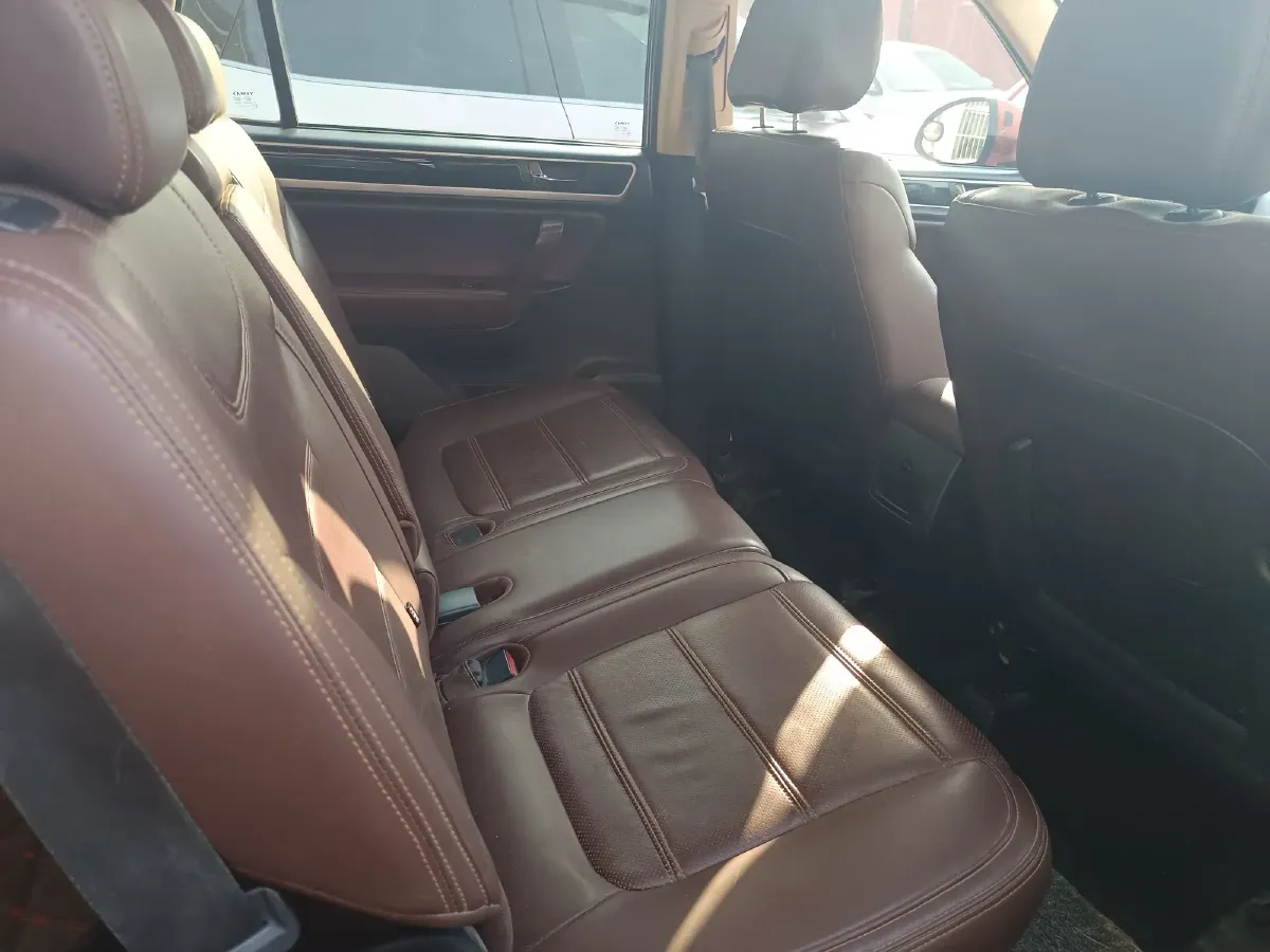 2016 Yema T70 1.8T 160HP L4 CVT,autocango,china used car exporter,china ev exporter,chinese used car exporter,chinese used ev exporter