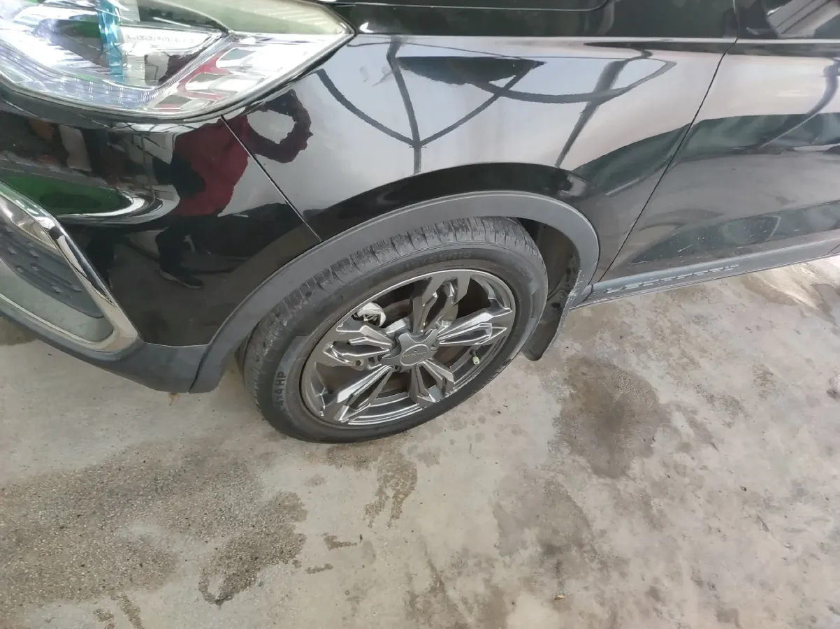 2017 Leopaard CS9 1.5L 113HP L4 CVT,autocango,china used car exporter,china ev exporter,chinese used car exporter,chinese used ev exporter