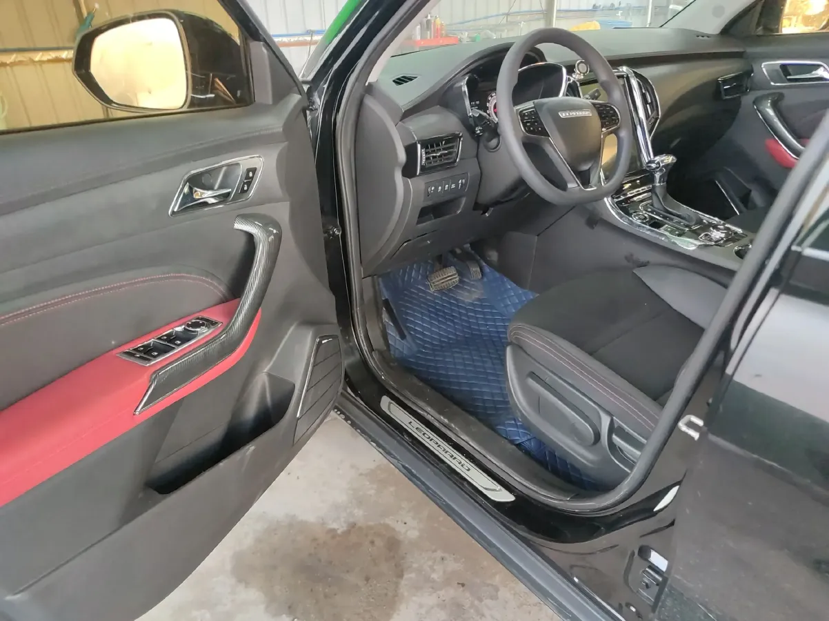 2017 Leopaard CS9 1.5L 113HP L4 CVT,autocango,china used car exporter,china ev exporter,chinese used car exporter,chinese used ev exporter