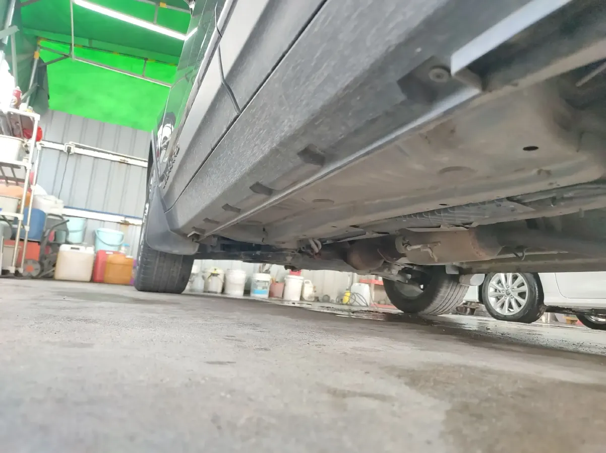 2017 Leopaard CS9 1.5L 113HP L4 CVT,autocango,china used car exporter,china ev exporter,chinese used car exporter,chinese used ev exporter