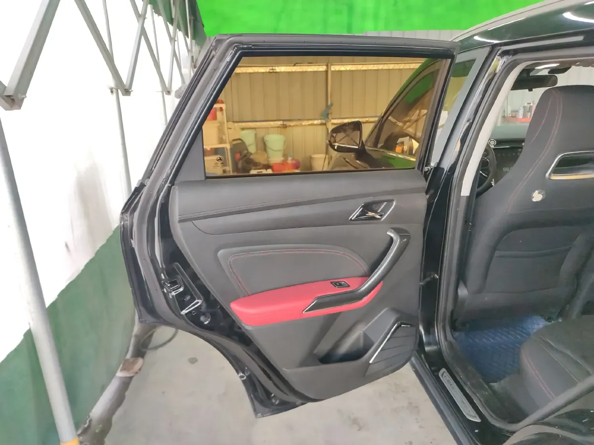 2017 Leopaard CS9 1.5L 113HP L4 CVT,autocango,china used car exporter,china ev exporter,chinese used car exporter,chinese used ev exporter