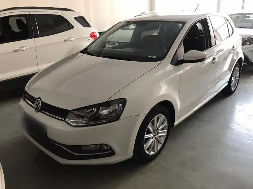 2014 Volkswagen Polo 1.4L 90HP L4 6AT