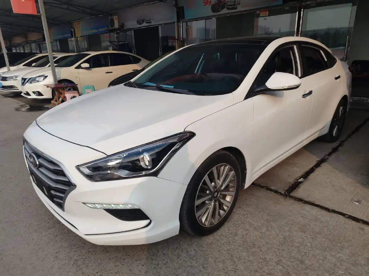 2017 Hyundai Mistra 1.8L 143HP L4 6AT