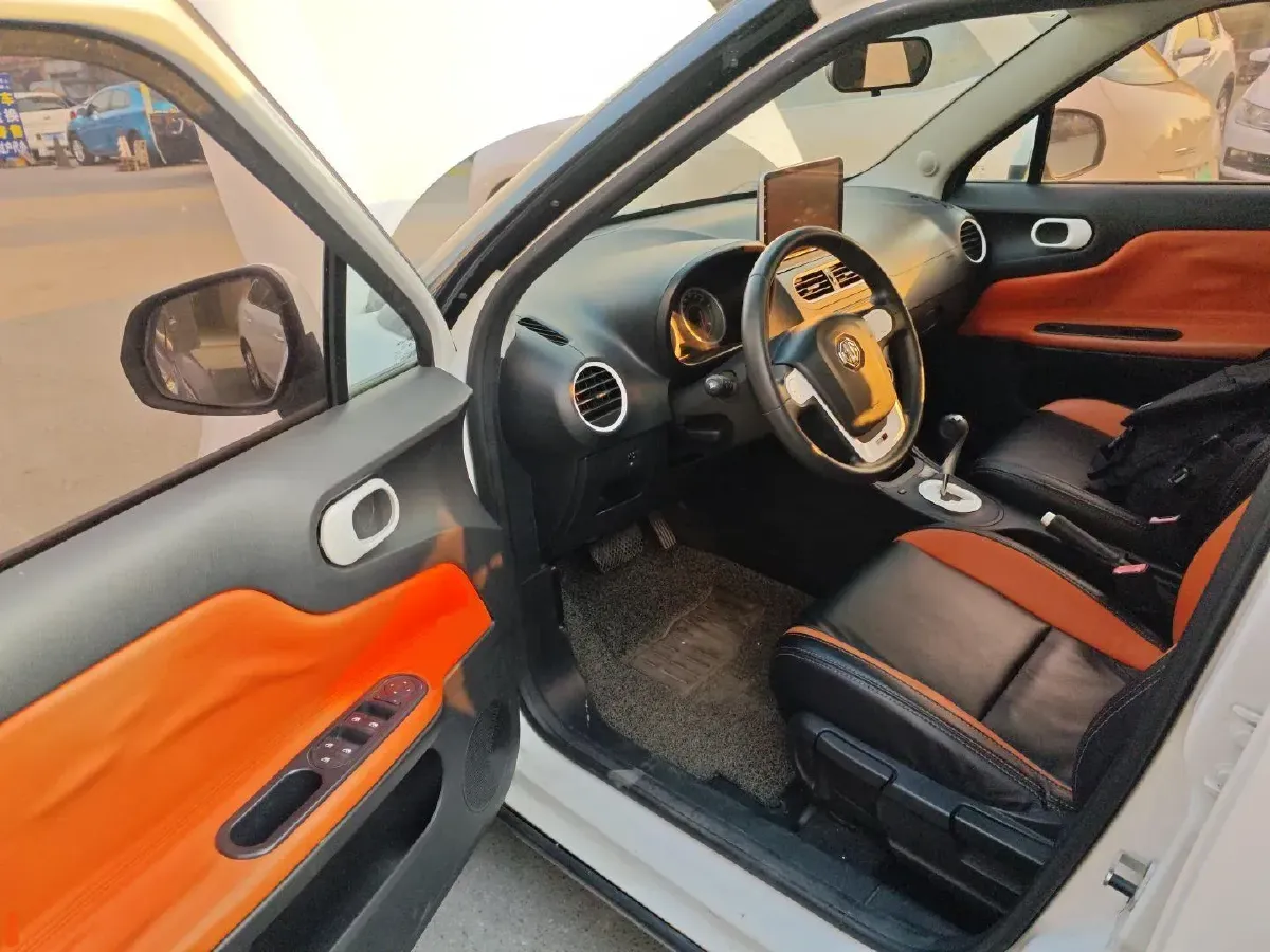 2015 MG 3SW 1.5L 109HP L4 5AMT,autocango,china used car exporter,china ev exporter,chinese used car exporter,chinese used ev exporter