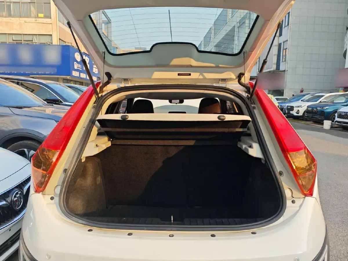 2015 MG 3SW 1.5L 109HP L4 5AMT,autocango,china used car exporter,china ev exporter,chinese used car exporter,chinese used ev exporter