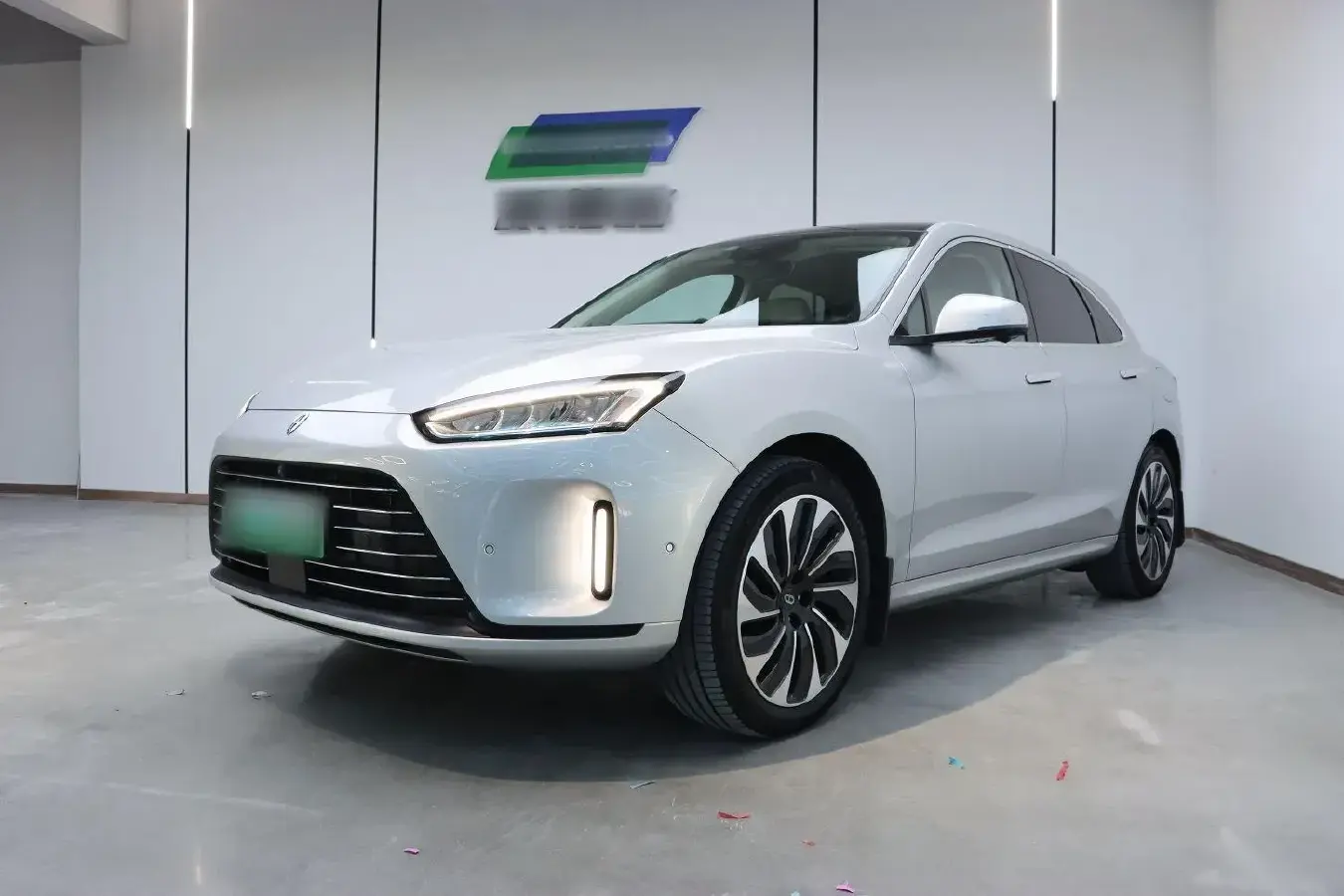 2022 HIMA M5 Range Extended 125HP REEV 40KWH