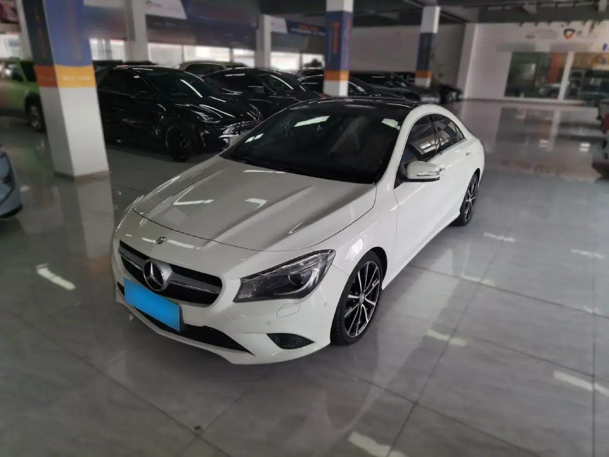 2015 Mercedes-Benz CLA Class 1.6T 156HP L4 7DCT