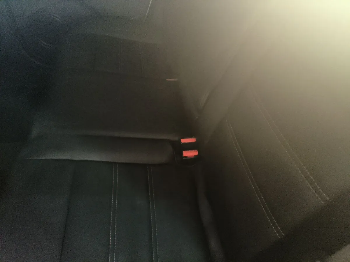 2013 Renault Fluence 2.0L 137HP L4 CVT,autocango,china used car exporter,china ev exporter,chinese used car exporter,chinese used ev exporter