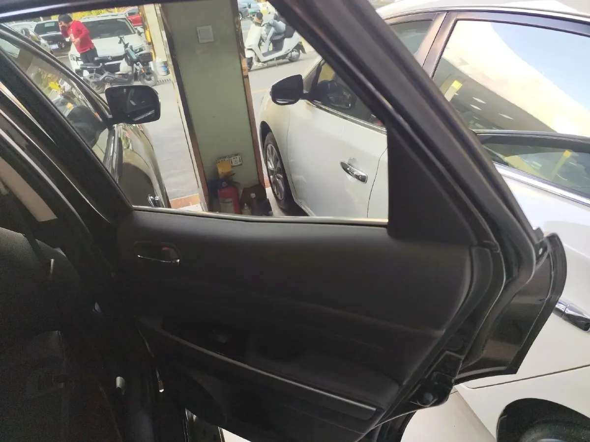 2014 Mazda CX-7 2.5L 163HP L4 5AT,autocango,china used car exporter,china ev exporter,chinese used car exporter,chinese used ev exporter