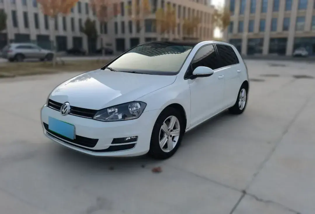 2015 Volkswagen Golf 1.4T 131HP L4 7DCT