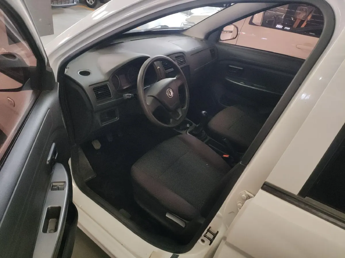 2016 DongFeng Fengon Fengon 330 1.2L 94HP L4 5MT,autocango,china used car exporter,china ev exporter,chinese used car exporter,chinese used ev exporter