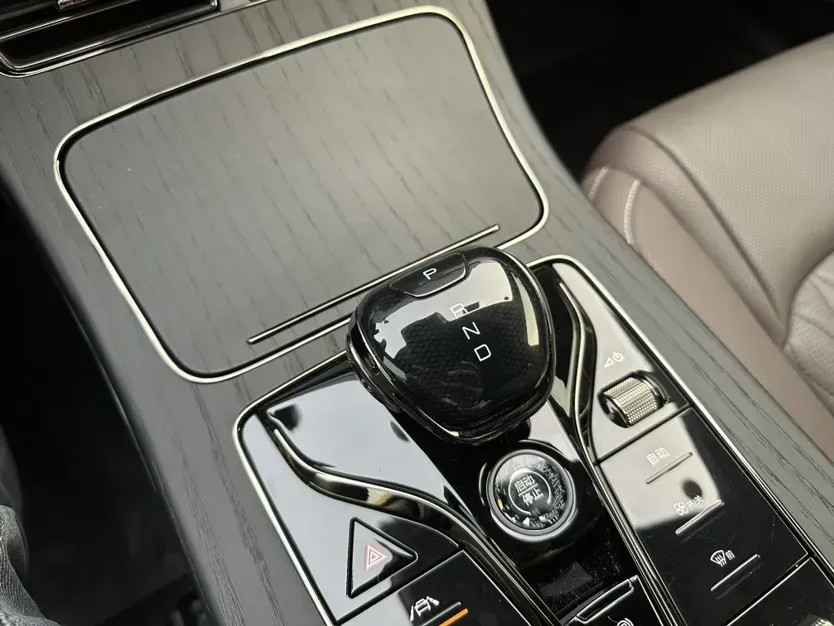 2020 BYD Han 2.0T 192HP L4 6DCT PHEV 15.2KWH,autocango,china used car exporter,china ev exporter,chinese used car exporter,chinese used ev exporter