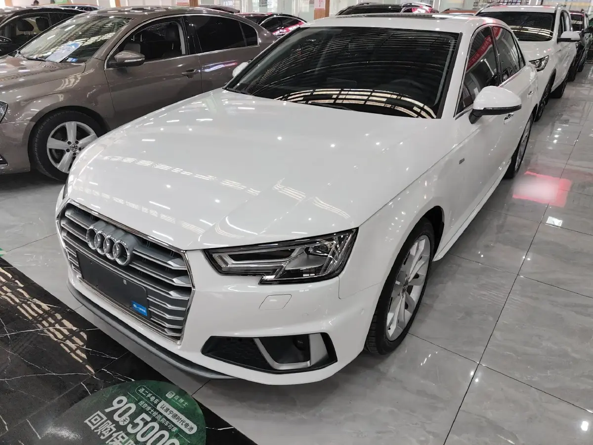 2019 Audi A4L 2.0T 190HP L4 7DCT
