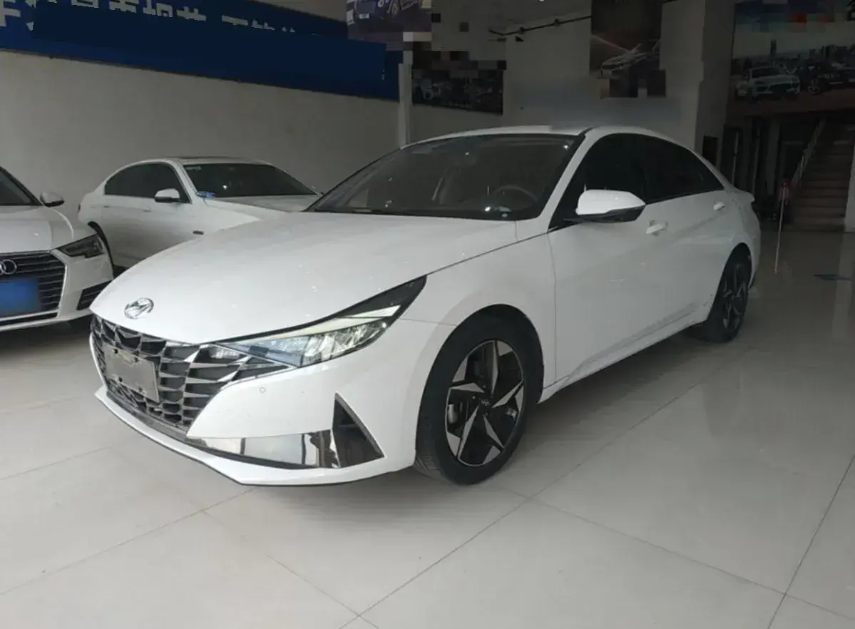 2021 Hyundai Elantra 1.5L 115HP L4 CVT