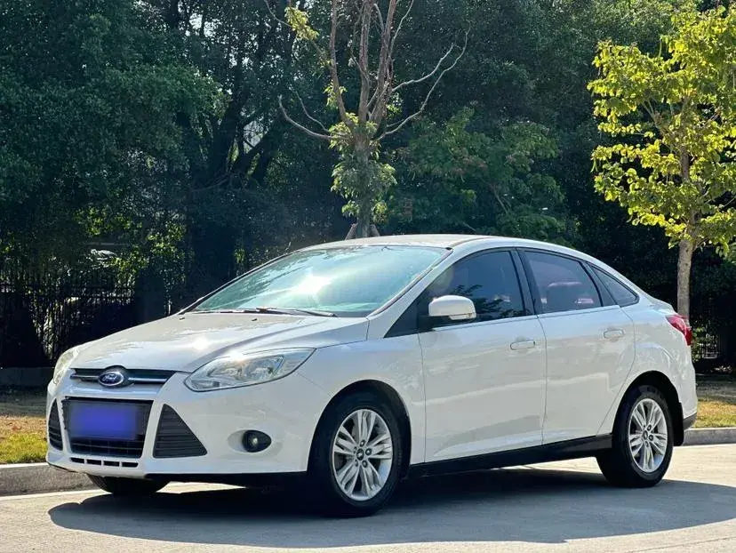 2012 Ford Focus 1.6L 125HP L4 6DCT