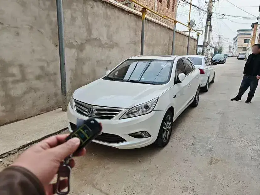 2015 ChangAn Eado 1.6L 125HP L4 4AT