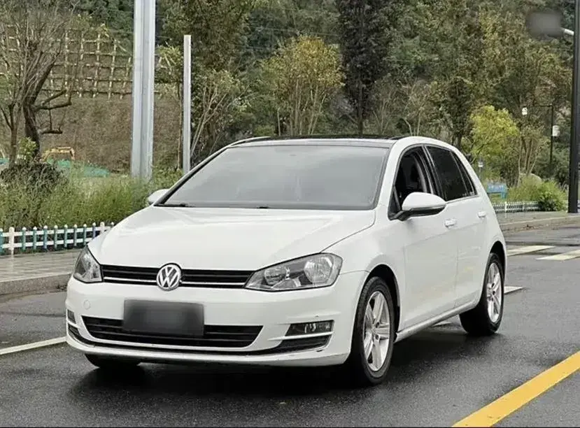 2015 Volkswagen Golf 1.4T 131HP L4 7DCT