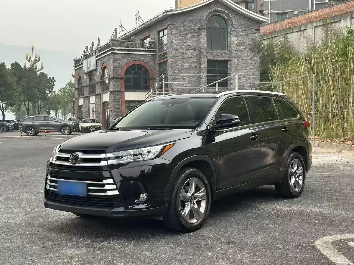 2021 Toyota Highlander 2.0T 220HP L4 6AT