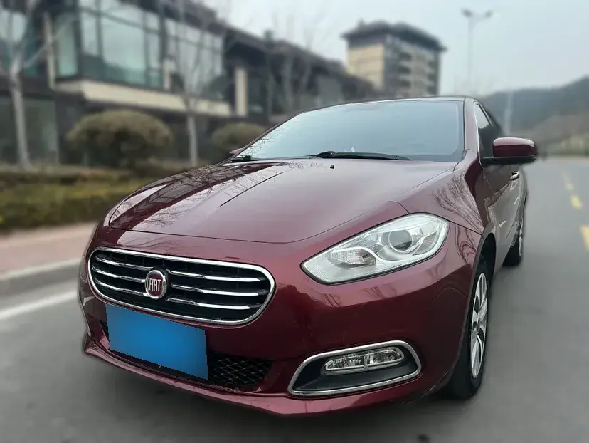 2012 Fiat Viaggio 1.4T 120HP L4 6DCT