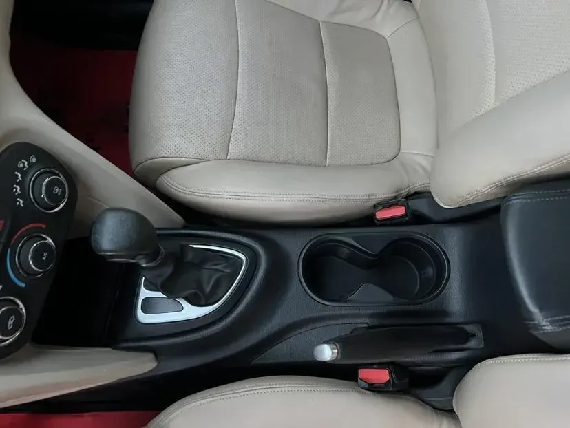 2012 Fiat Viaggio 1.4T 120HP L4 6DCT,autocango,china used car exporter,china ev exporter,chinese used car exporter,chinese used ev exporter