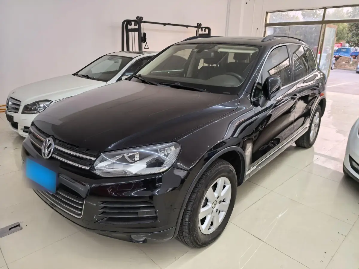 2011 Volkswagen Touareg 3.0T 290HP V6 8AT