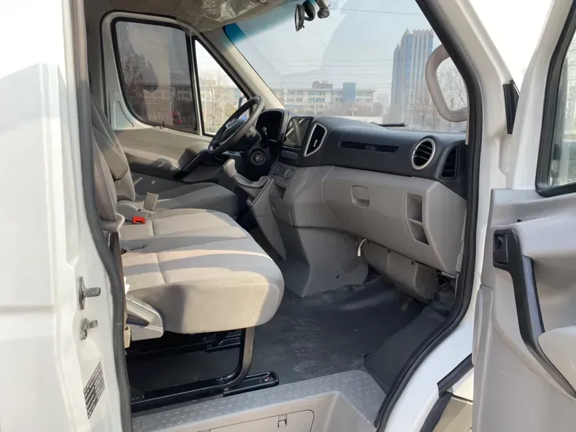 2021 JAC Sunray 2.0T 126HP L4 5MT,autocango,china used car exporter,china ev exporter,chinese used car exporter,chinese used ev exporter