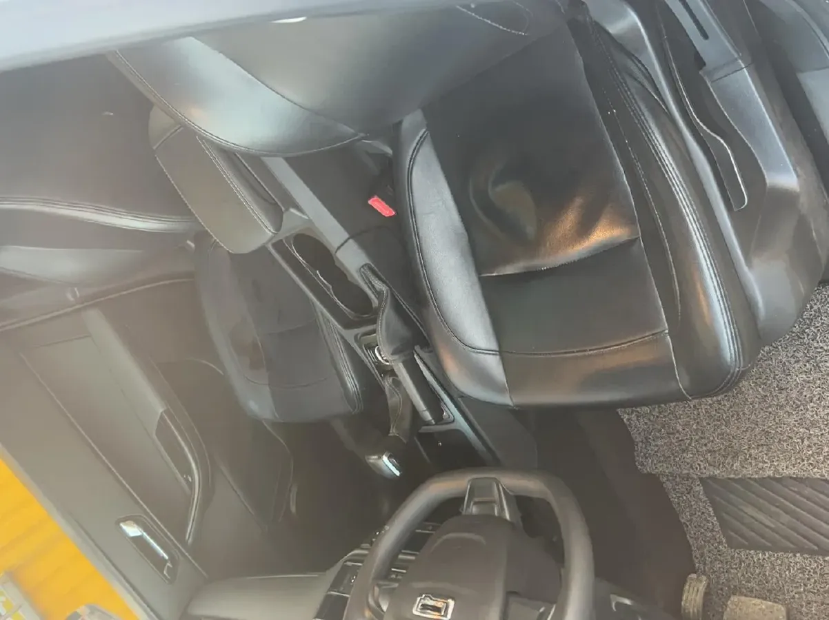 2018 Qoros 3 1.6L 126HP L4 6DCT,autocango,china used car exporter,china ev exporter,chinese used car exporter,chinese used ev exporter