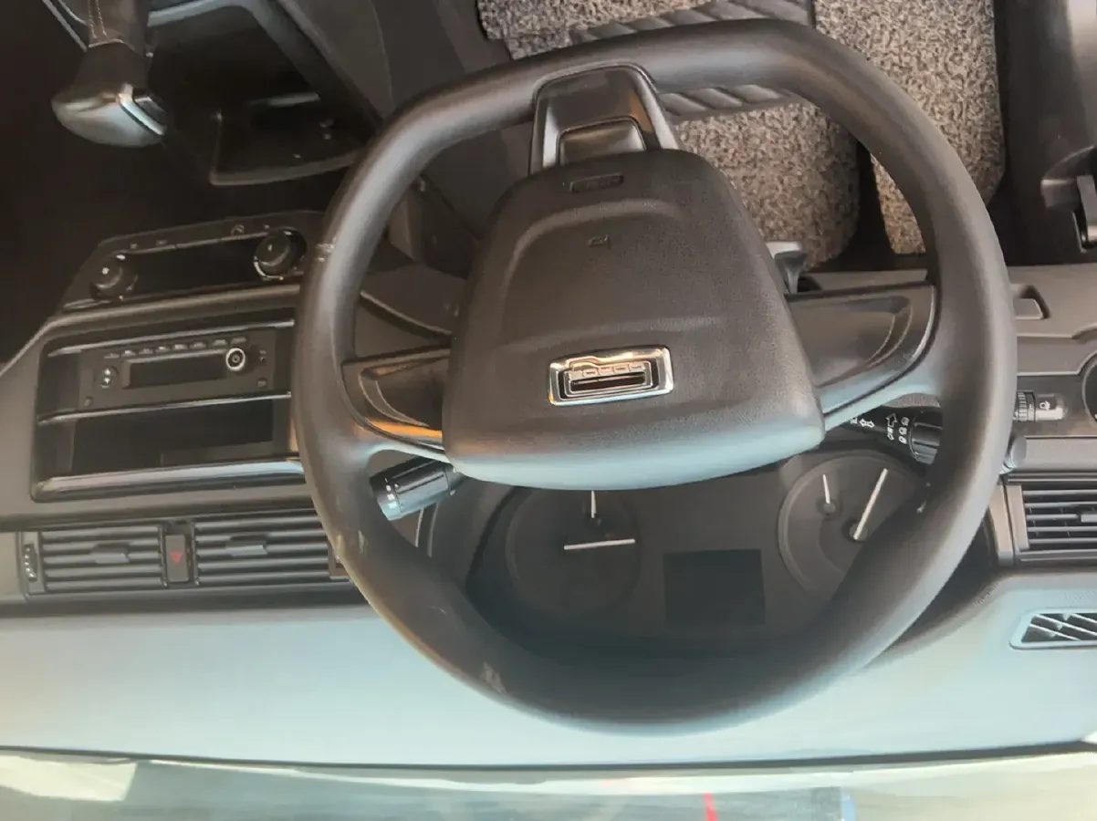 2018 Qoros 3 1.6L 126HP L4 6DCT,autocango,china used car exporter,china ev exporter,chinese used car exporter,chinese used ev exporter