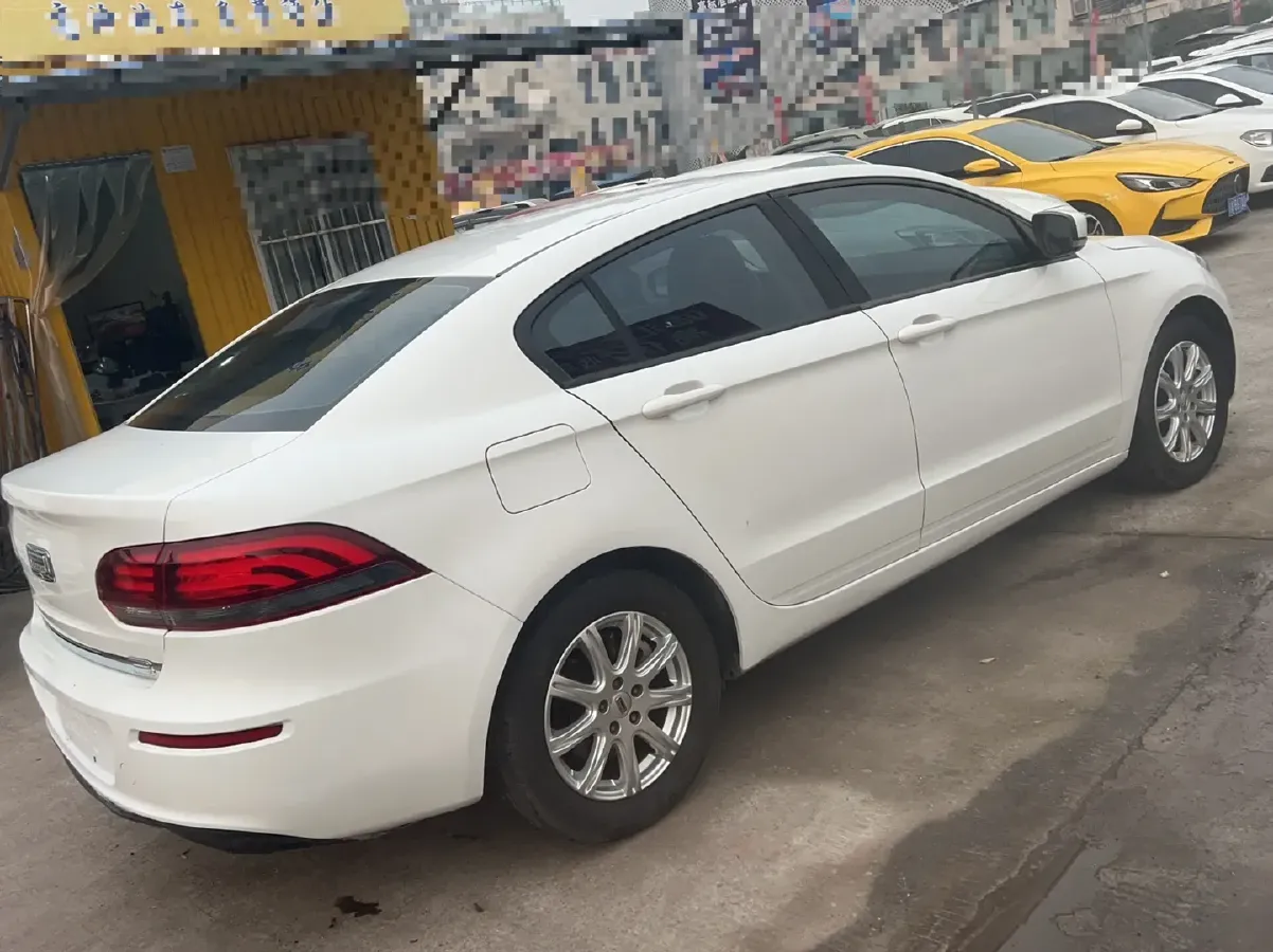 2018 Qoros 3 1.6L 126HP L4 6DCT,autocango,china used car exporter,china ev exporter,chinese used car exporter,chinese used ev exporter