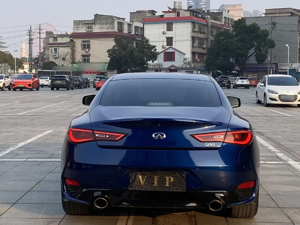 2017 Infiniti Q60 2.0T 211HP L4 7AT,autocango,china used car exporter,china ev exporter,chinese used car exporter,chinese used ev exporter