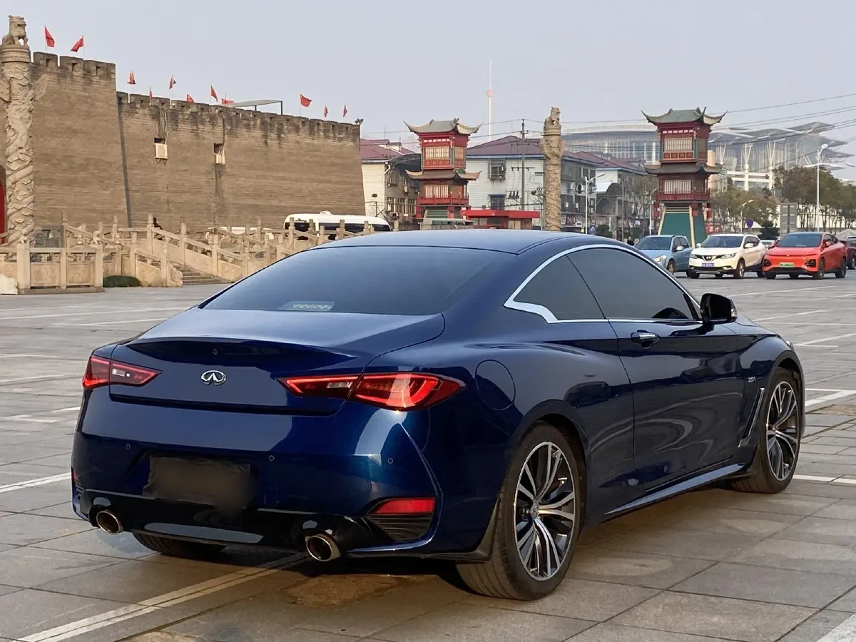 2017 Infiniti Q60 2.0T 211HP L4 7AT,autocango,china used car exporter,china ev exporter,chinese used car exporter,chinese used ev exporter