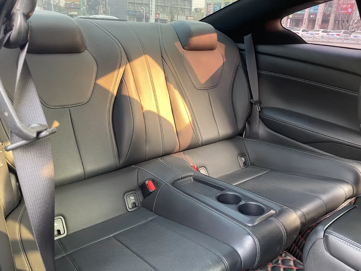 2017 Infiniti Q60 2.0T 211HP L4 7AT,autocango,china used car exporter,china ev exporter,chinese used car exporter,chinese used ev exporter