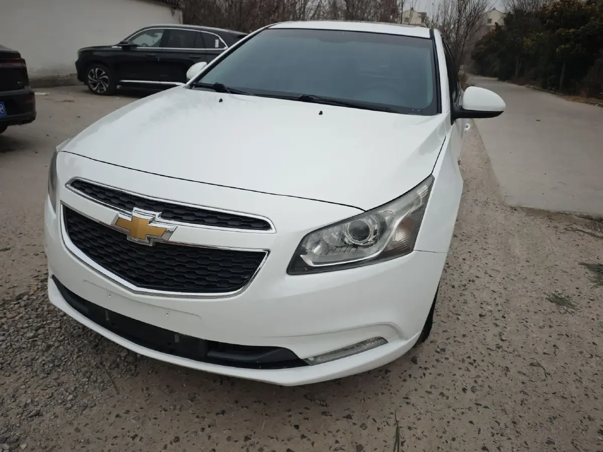 2015 Chevrolet Cruze 1.5L 113HP L4 6AT