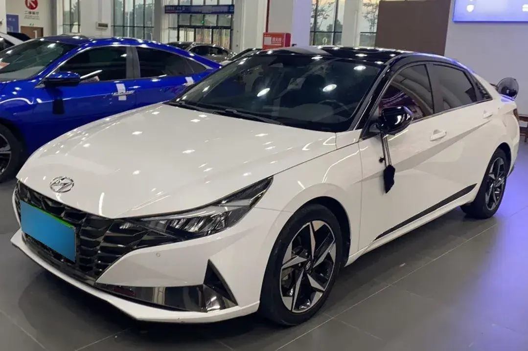 2021 Hyundai Elantra 1.5L 115HP L4 CVT