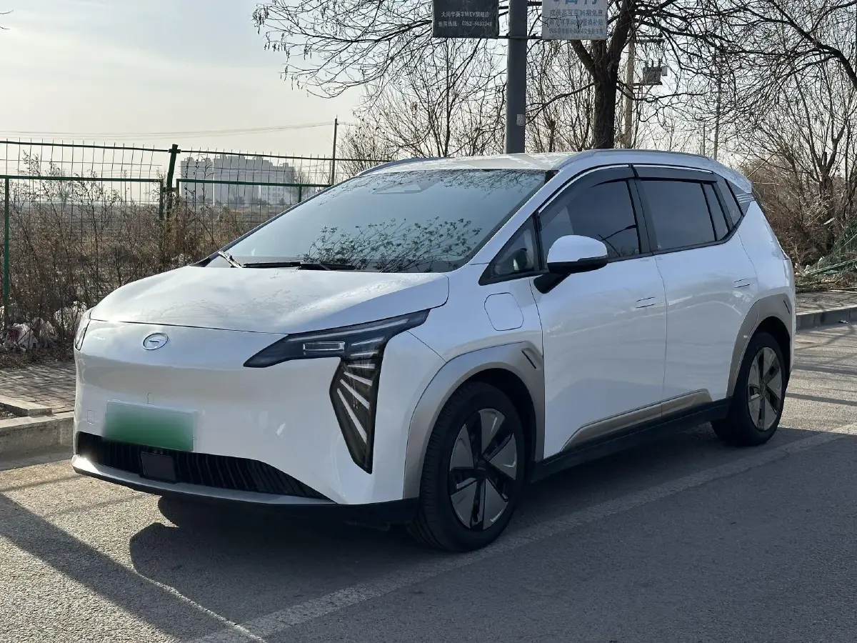 2023 Aion Y BEV 61.7KWH