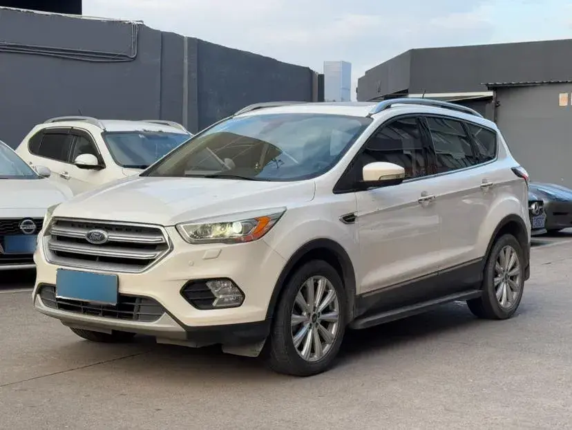 2018 Ford Kuga 2.0T 245HP L4 6AT