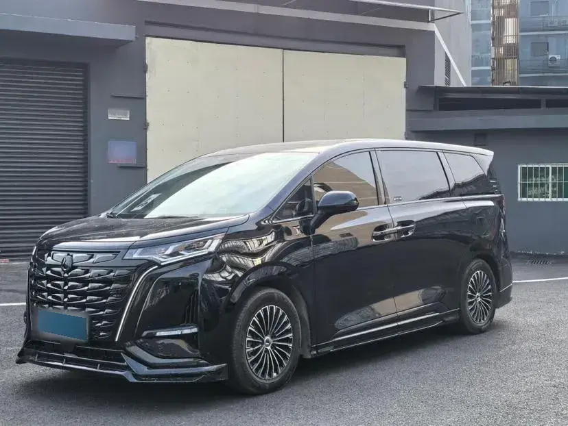 2024 Denza D9 1.5T 139HP L4 E-CVT PHEV 40KWH