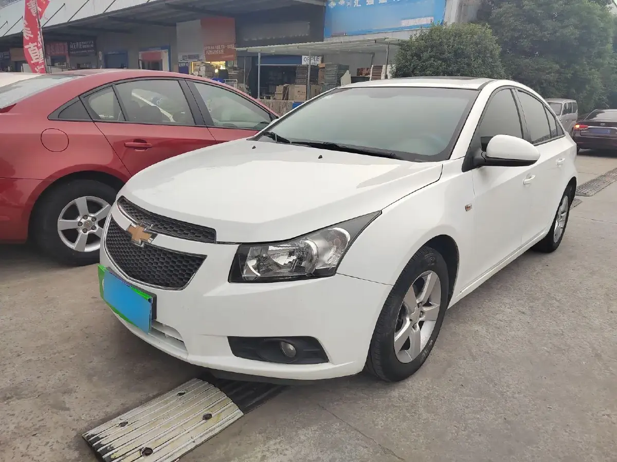 2013 Chevrolet Cruze 1.8L 147HP L4 6AT