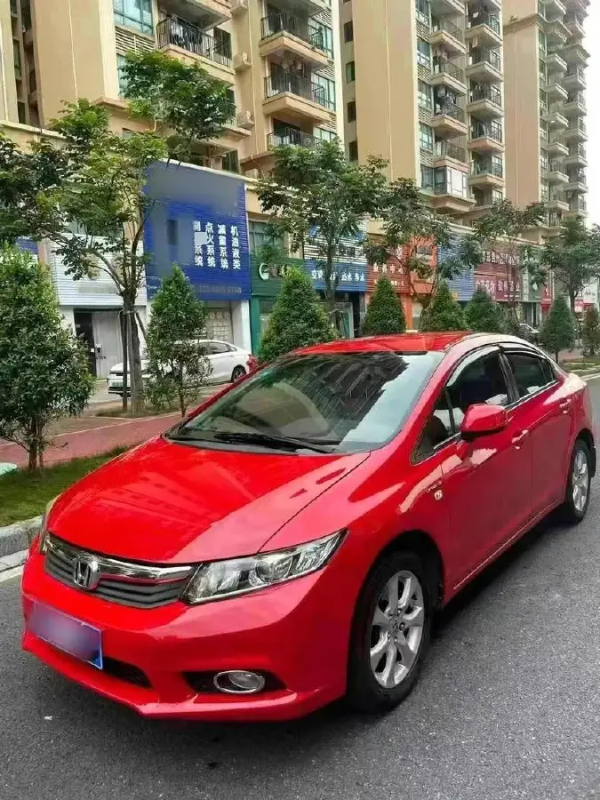 2013 Honda Civic 1.8L 141HP L4 5AT