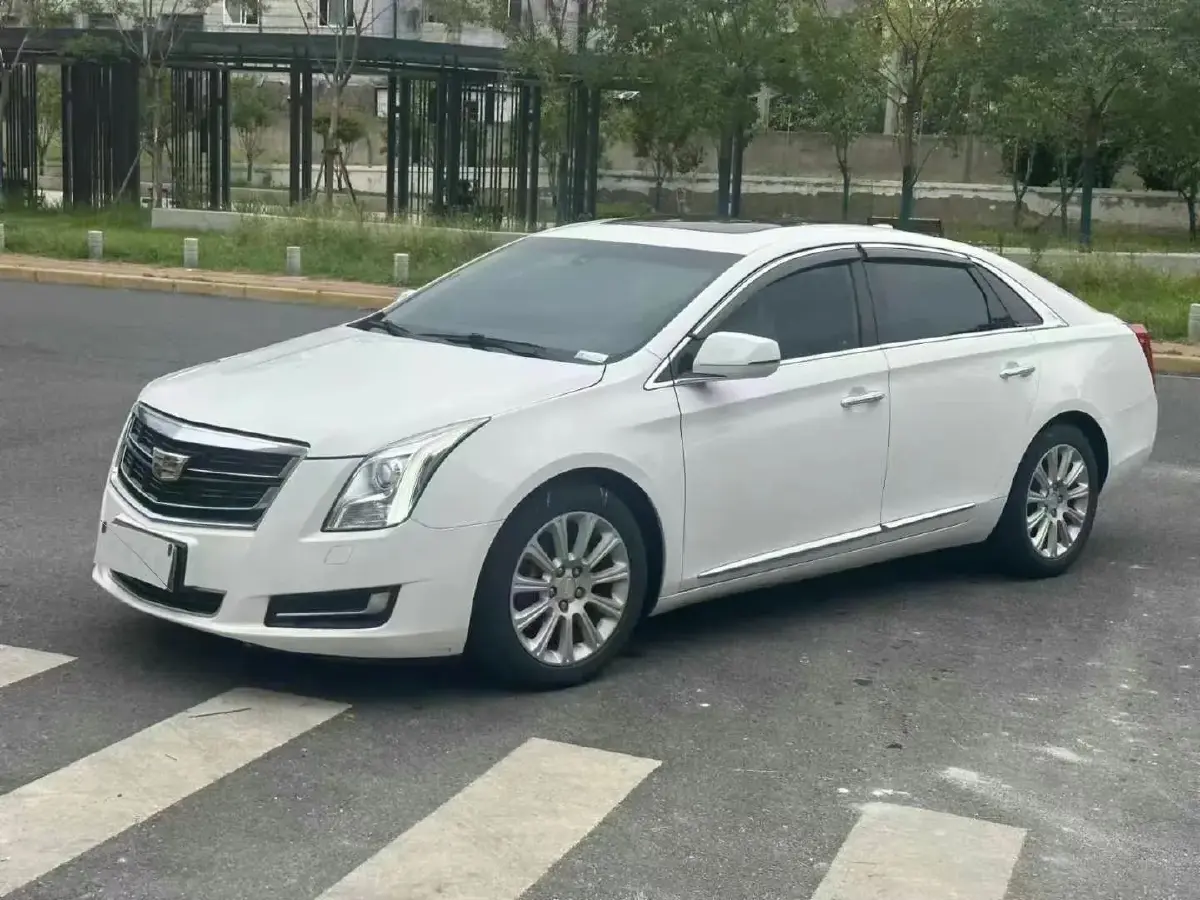 2015 Cadillac XTS 2.0T 269HP L4 6AT