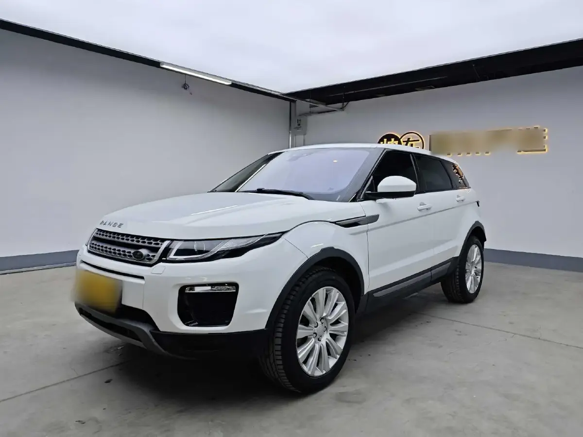 2018 Land Rover Range Rover Evoque 2.0T 241HP L4 9AT
